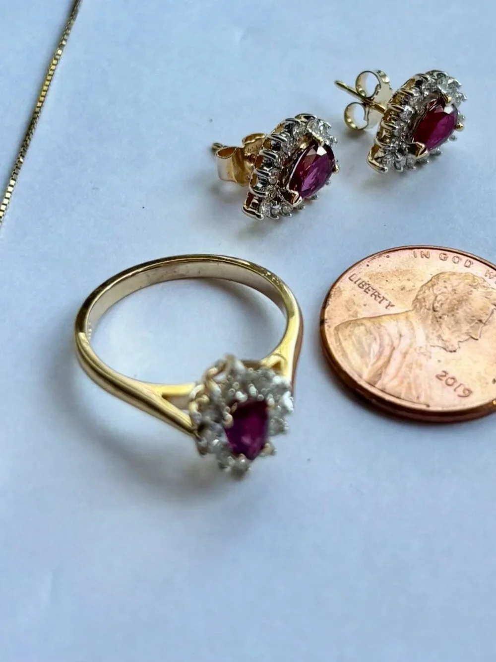 Pigeon Red Ruby and Diamonds set , Earring, pendant/chain, Ring in 14ky gold.